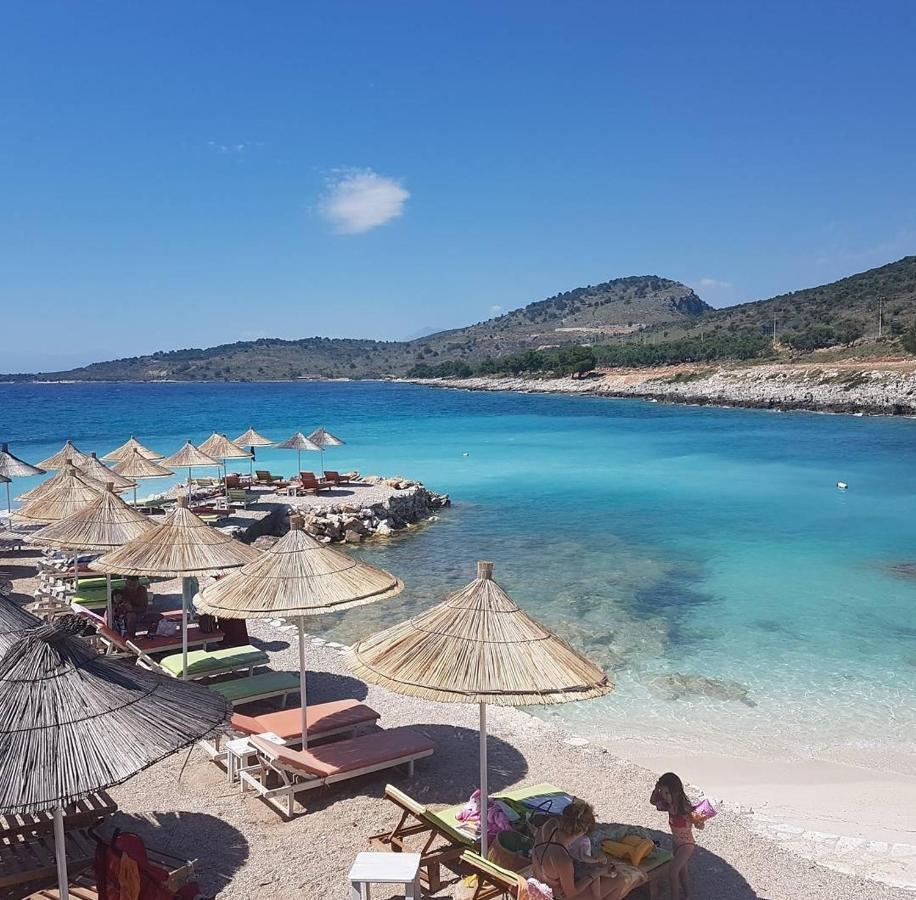 Soare Hotel Ksamil Bagian luar foto
