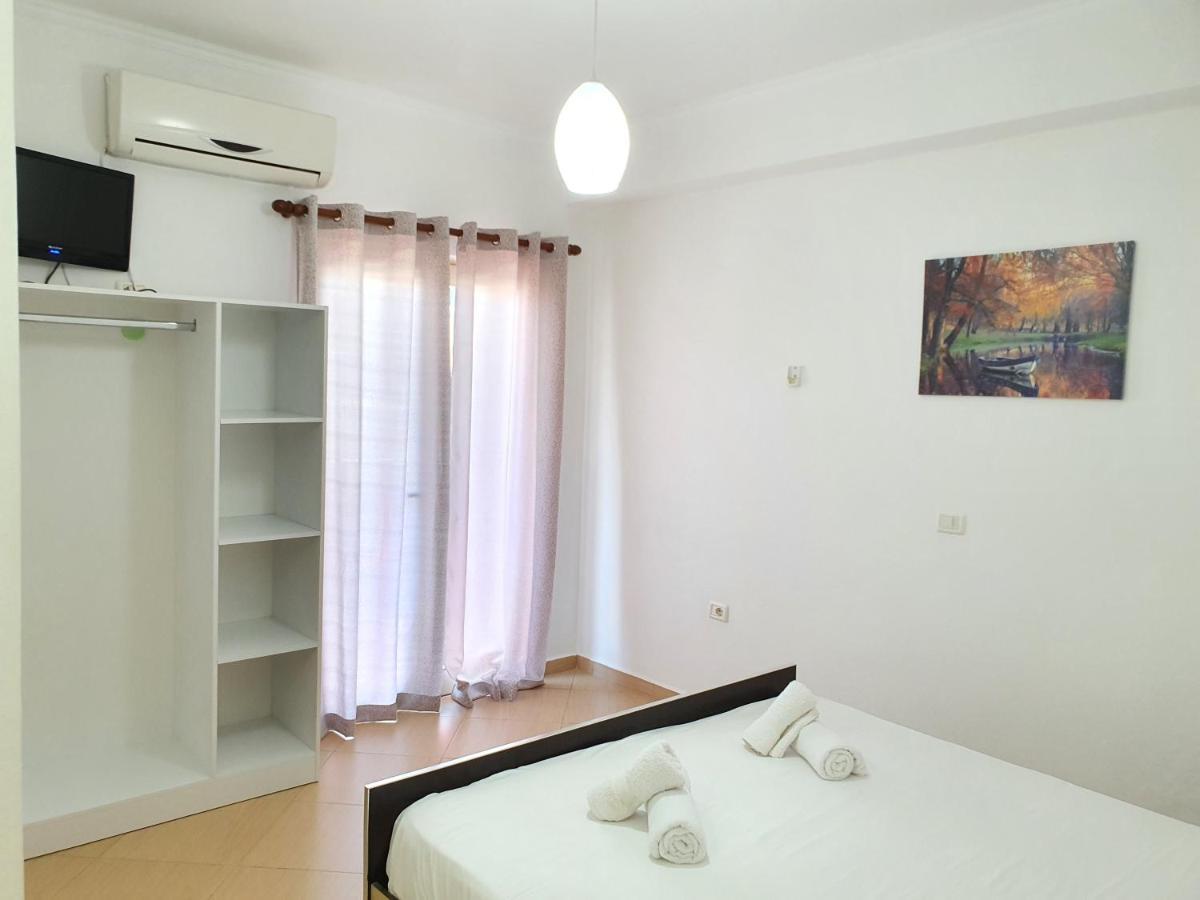 Soare Hotel Ksamil Bagian luar foto