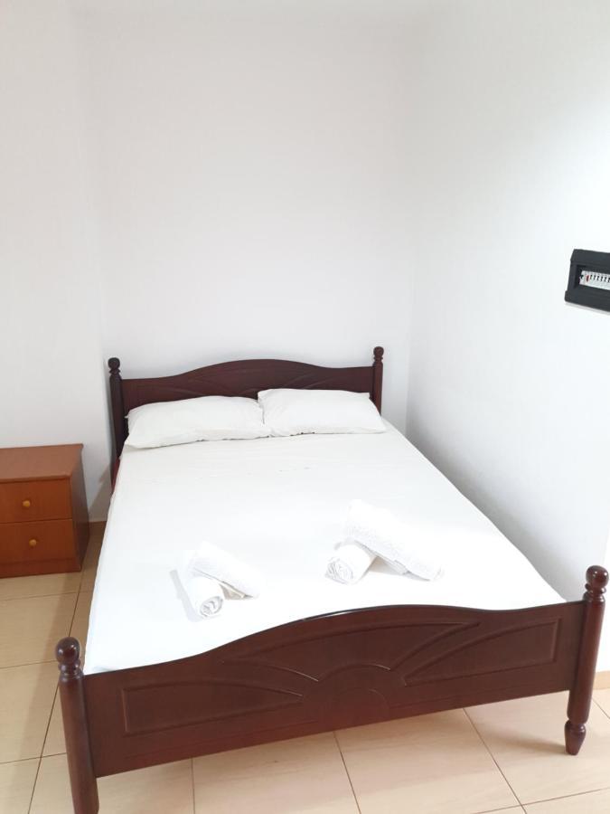 Soare Hotel Ksamil Bagian luar foto