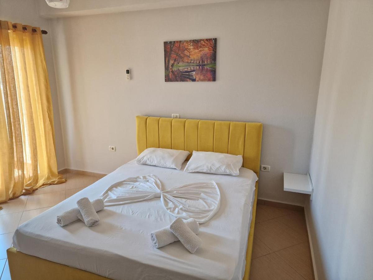 Soare Hotel Ksamil Bagian luar foto